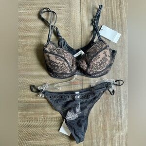 Marie Jo Bra & Panty Set in a 34B with Small Panty. NWT colour black